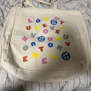 Love On Tour Tote Bag